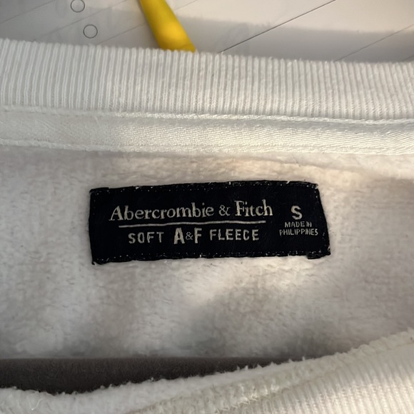 Abercrombie & Fitch Essential Sunday Crew - Picture 4 of 5